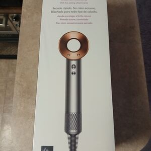 Dyson Supersonic in Silver and Copper